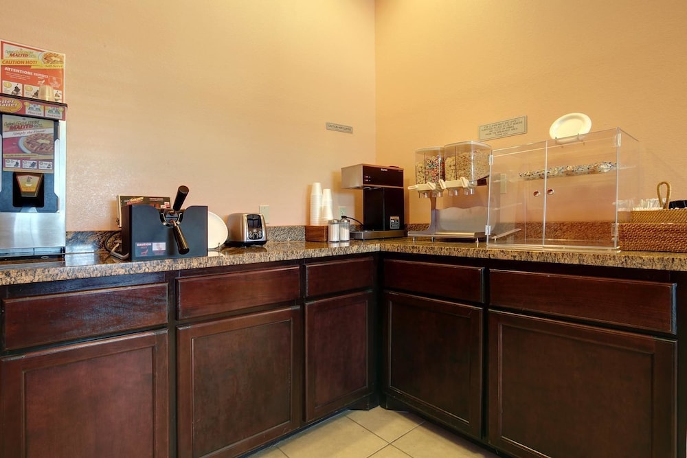 Guest Inn San Benito Harlingen - photo 22