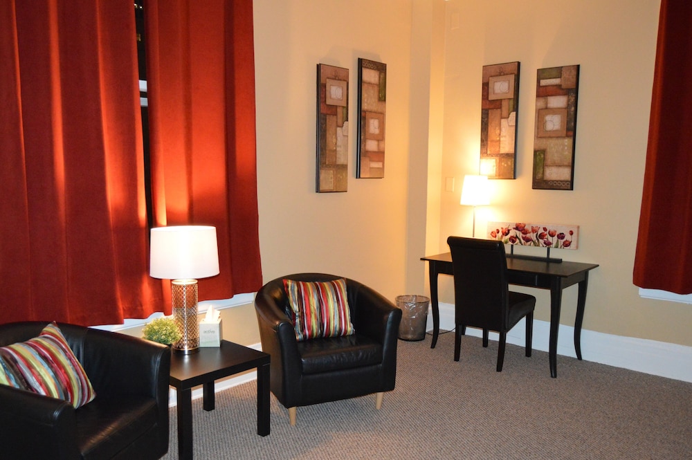 SF Plaza Hotel - photo 25