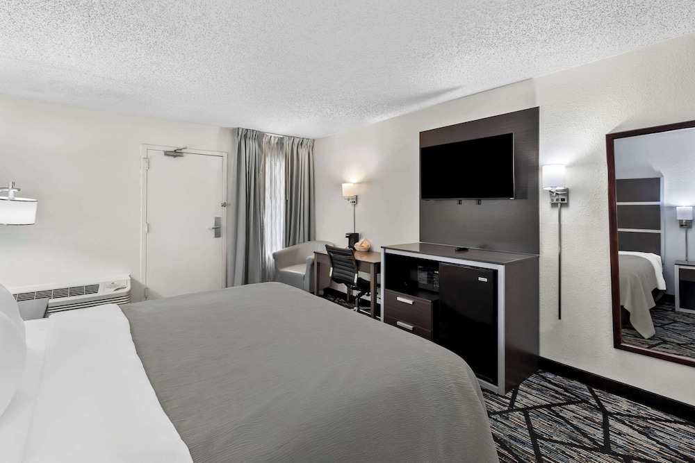 Quality Inn Atlanta Northlake - photo 13