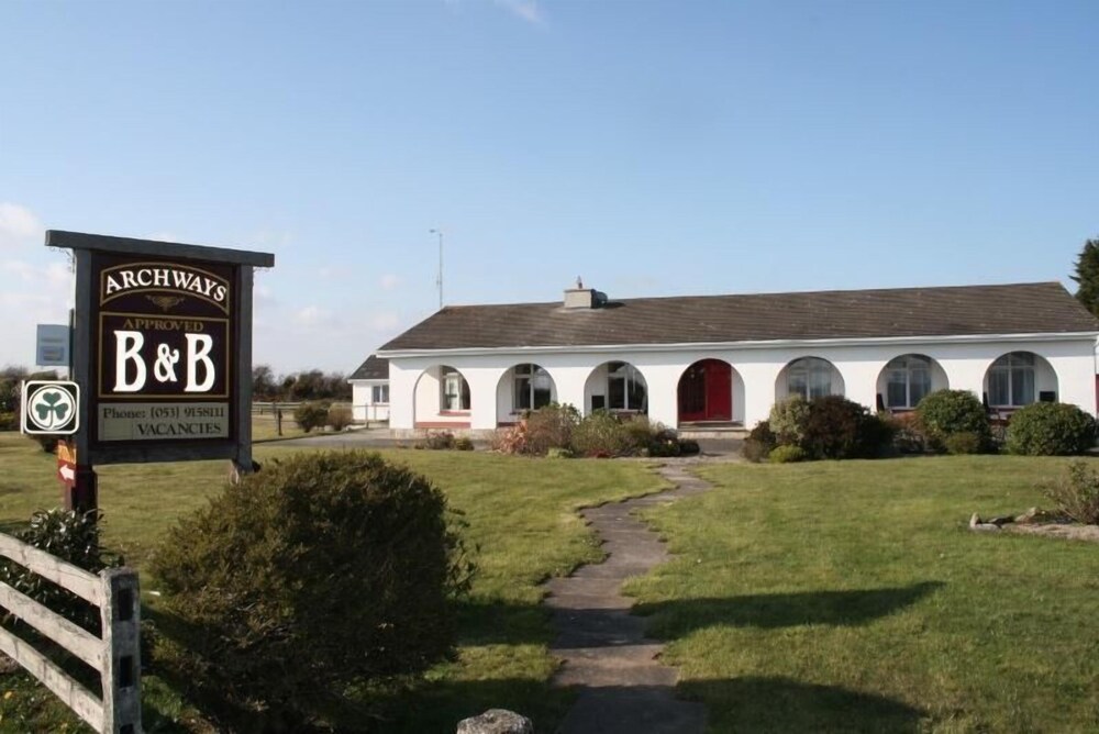 Archways B&B — 4-Star Luxury Hotel in Rosslare, Republic of Ireland