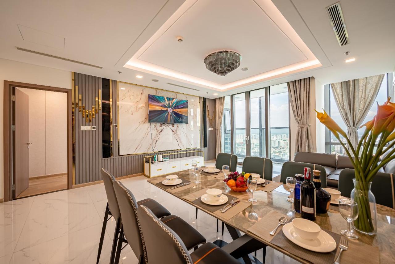 KAY'S HOME Vinhomes Luxury Apartment — 4-Star Luxury Hotel in Ho Chi Minh City, Vietnam