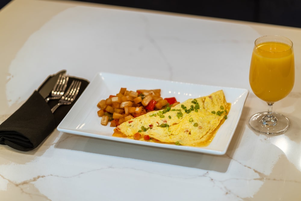 Crowne Plaza Atlanta NE Norcross by IHG - photo 32