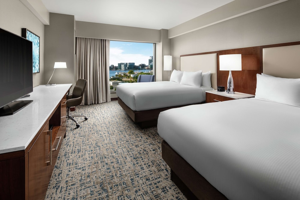 Hilton Boston Logan Airport - photo 18
