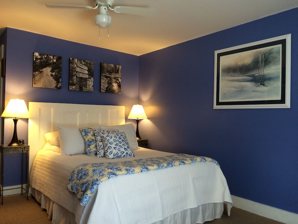 Coach Stop Inn - photo 15