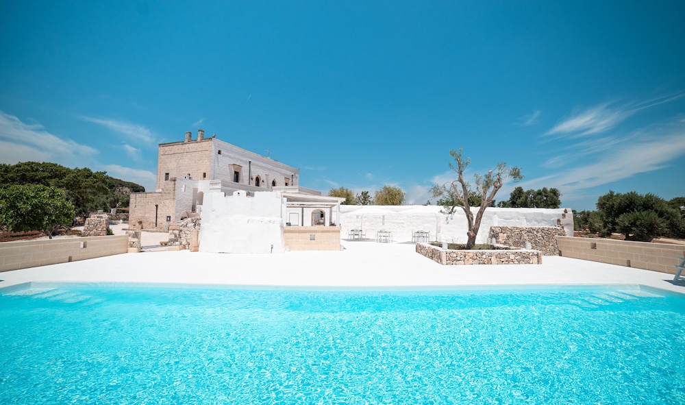 Masseria Donna Nina - carbon neutral hotel in Ostuni