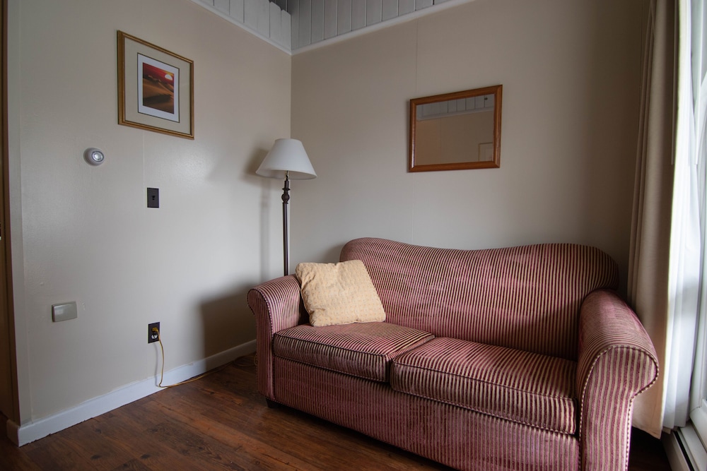 Ocean House Hotel & Motel - photo 94