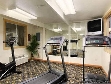 Hays Ambassador Hotel & Conference Center - photo 9