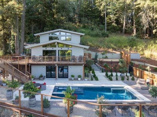 LUX Private Modern Villa With Pool Spa & Dogs OK — 4-Star Luxury Hotel in Calistoga, United States