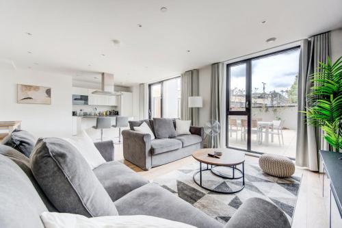 GuestReady Olympic Park City Living — 4-Star Luxury Hotel in London, United Kingdom