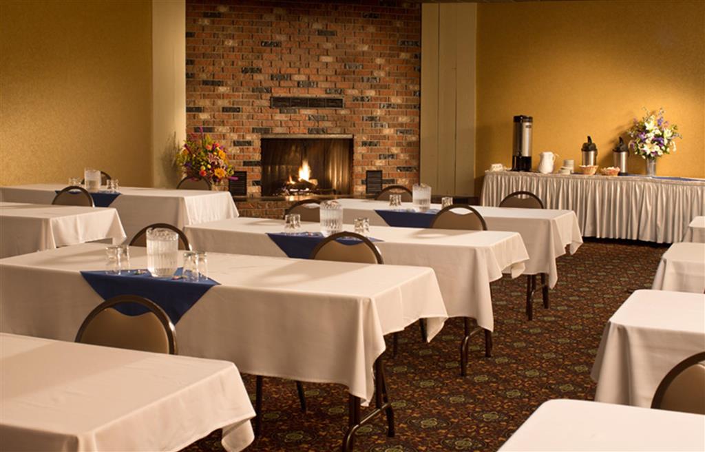 Coast Inn at Lake Hood - photo 9