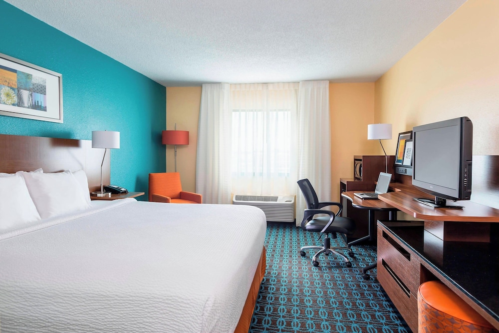 Fairfield Inn & Suites by Marriott Springfield in Springfield, United States