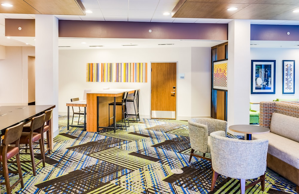 Holiday Inn Express & Suites Russellville by IHG - photo 42