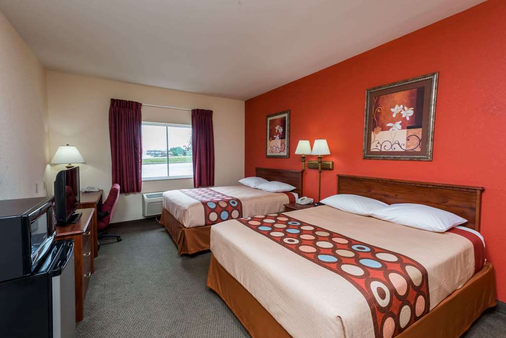 Super 8 by Wyndham St Robert Ft Leonard Wood Area - photo 6
