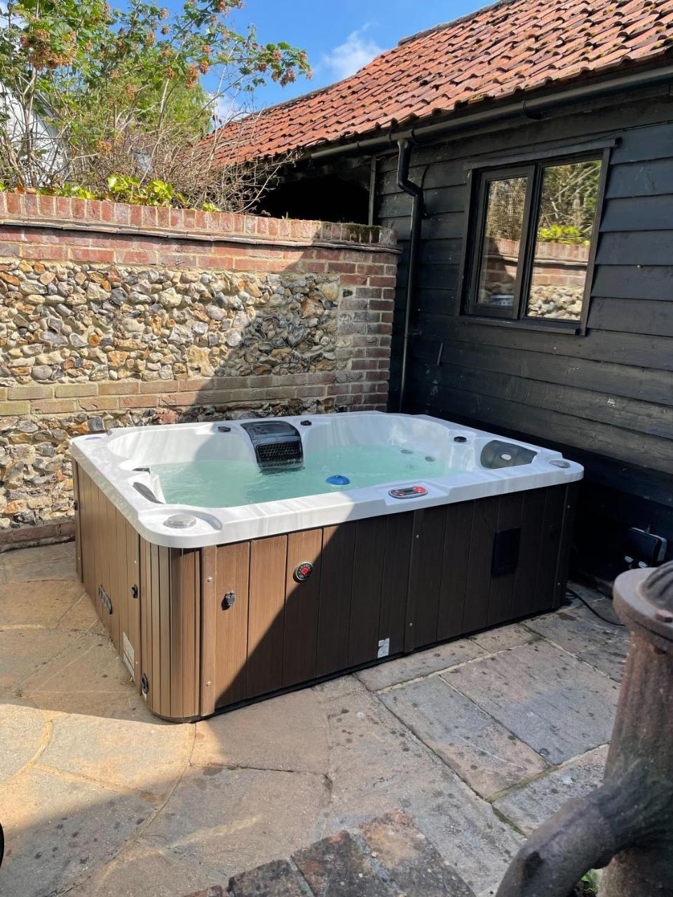 Kings Barn English Countryside Retreat in Braintree, United Kingdom