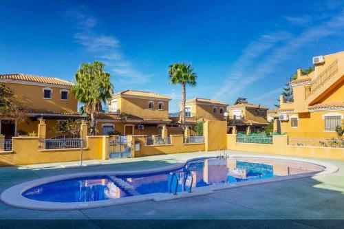 Adosado Pink Velvet in Torrevieja, Spain