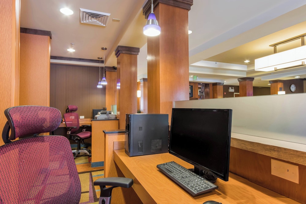 Fairfield Inn & Suites by Marriott Columbia - photo 21