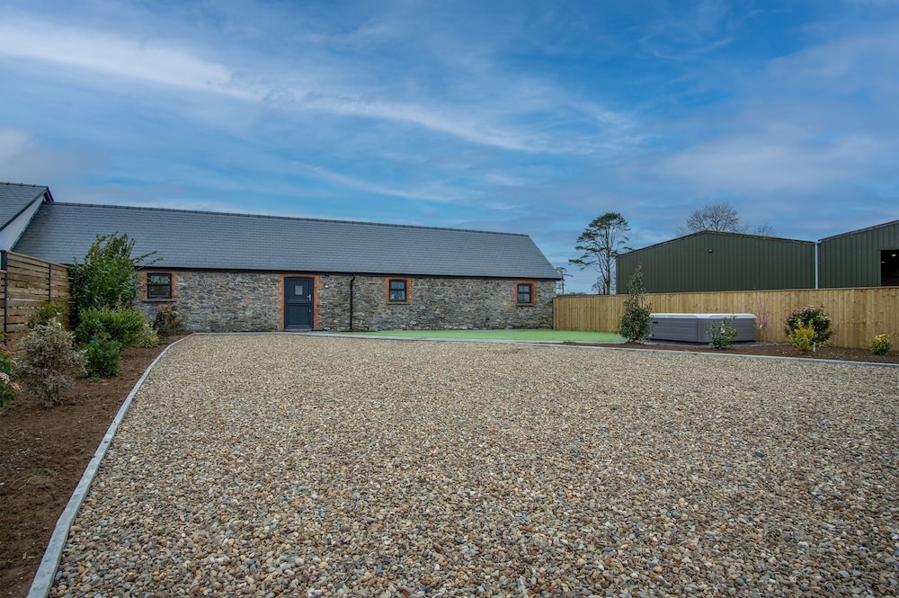 The Barn At Kiln Park 2 Bed Cottage Narberth — 4-Star Luxury Hotel in Narberth, United Kingdom