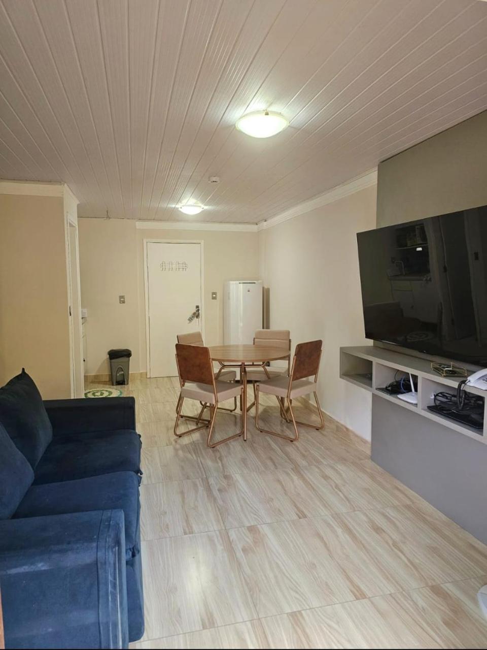 Agradável flat Águas de Lindóia — 4-Star Luxury Hotel in Aguas De Lindoia, Brasil