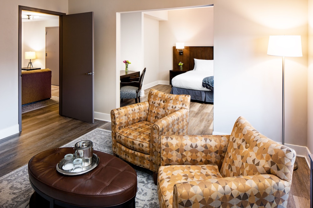 Watt Hotel Rahway Tapestry Collection by Hilton - photo 31