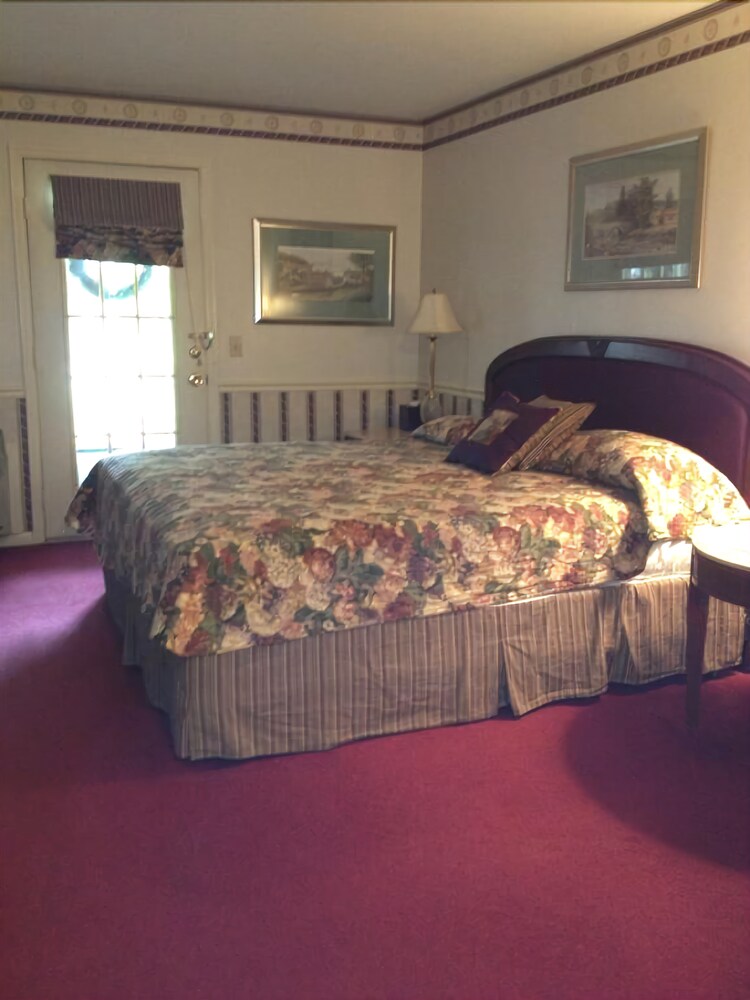 Four Seasons Country Inn - photo 19