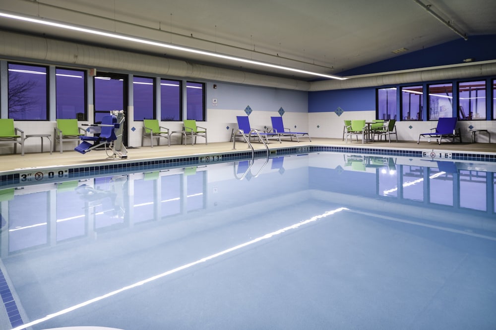 Holiday Inn Express Rochelle by IHG - photo 15