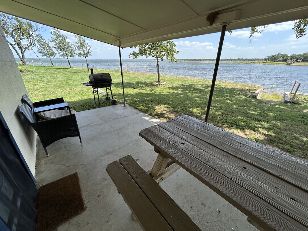 Oasis Lake Buchanan - photo 29