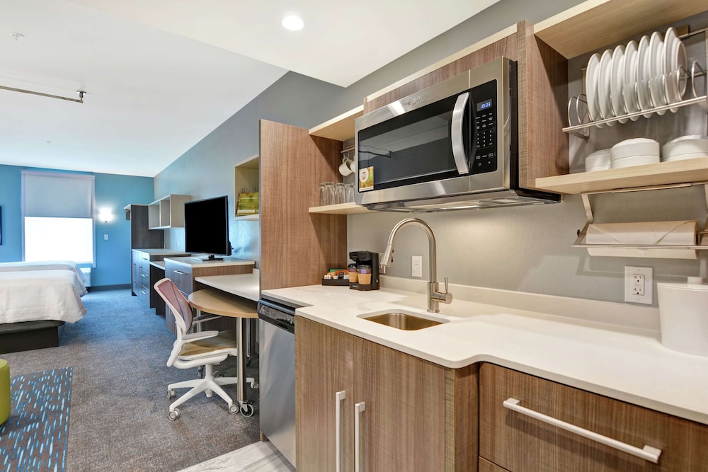 Home2 Suites by Hilton Jacksonville South St. Johns Town Ctr - photo 17