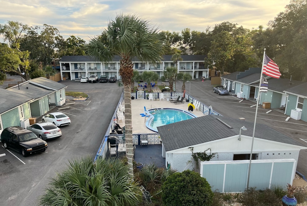 Gulf Coast Inn - featured photo