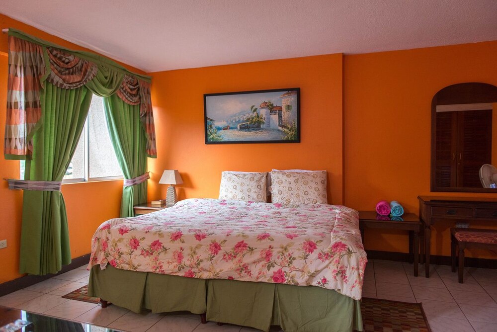 Sundreamer Beach Studio at Turtle Towers in Ocho Rios, Jamaica