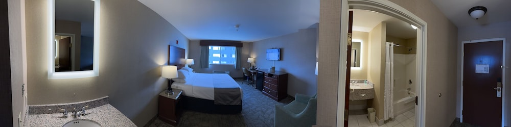 Medallion Inn & Suites - photo 3