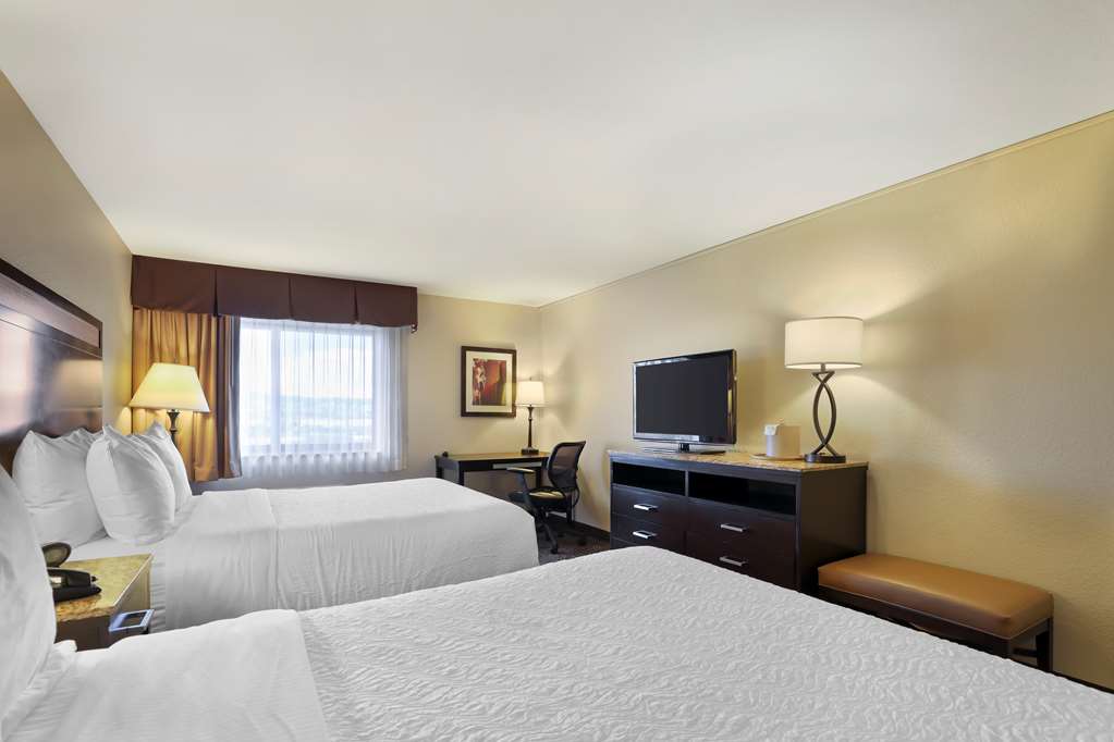 Best Western Plus Castle Rock - photo 13