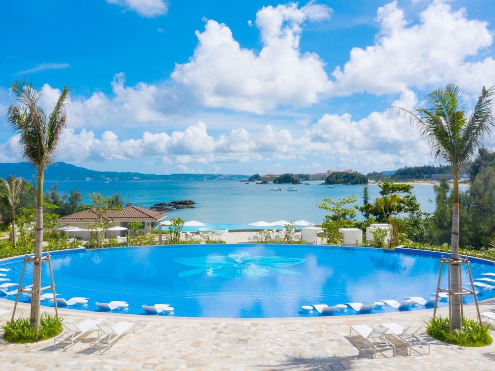Halekulani Okinawa - carbon neutral hotel in Itoman