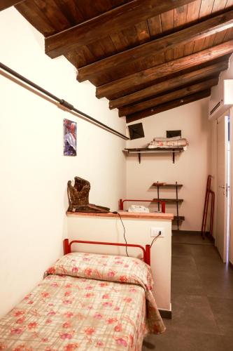 Affittacamere Borgo degli Artisti boutique rooms — hotel in Aulla