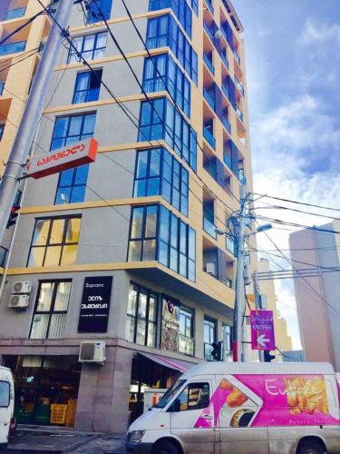 3 Bedroom 2 Bathroom Apartment on Saburtalo Gagarin