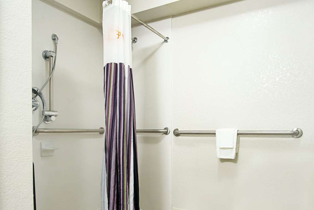 La Quinta Inn by Wyndham West Palm Beach Florida Turnpike - photo 31