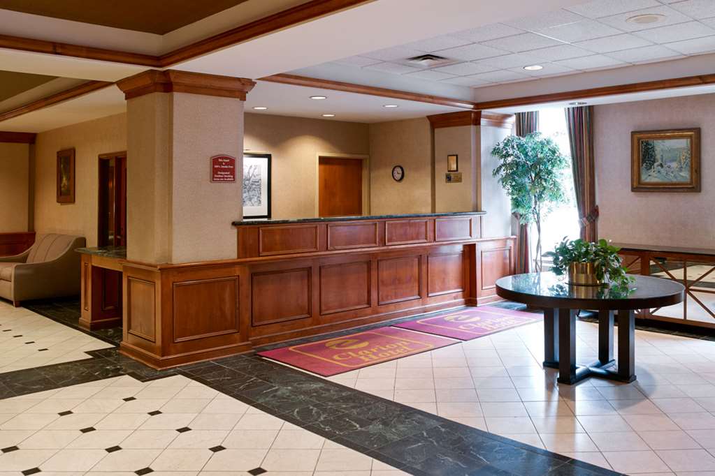 Clarion Hotel Portland - photo 5