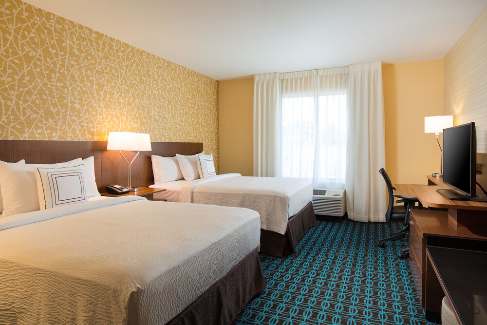 Fairfield Inn & Suites by Marriott Sacramento Folsom - photo 6