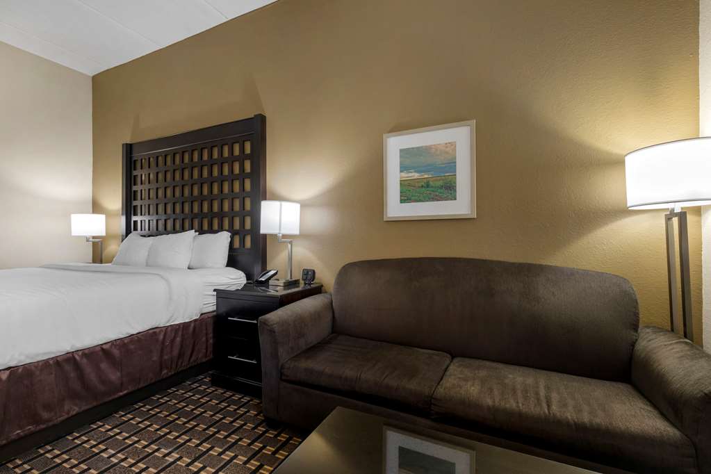 Comfort Inn Sherman - photo 20
