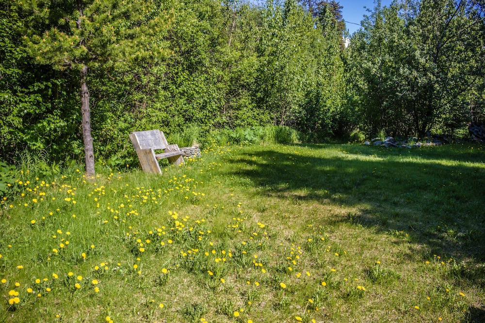 Midnight Sun Log Cabins - photo 90
