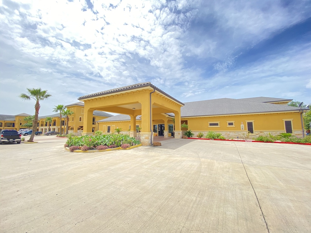 Weslaco Inn by Capital O Near Mercedes - photo 44