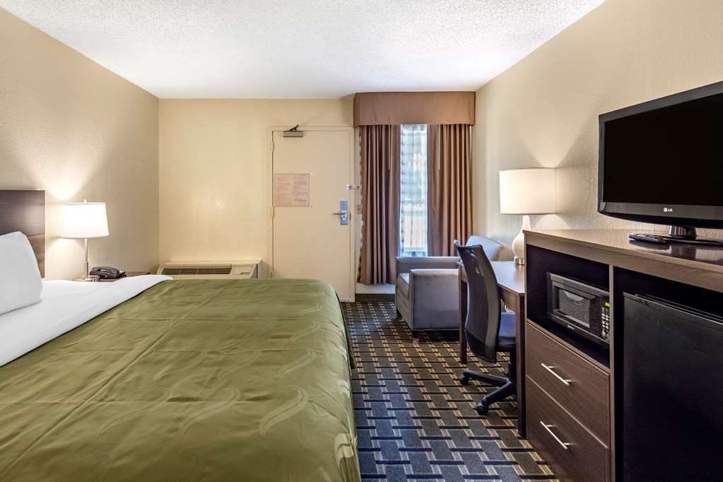 Quality Inn Duluth Atlanta Northeast - photo 7