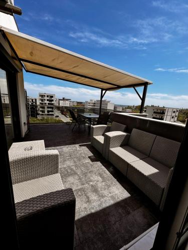 RoApart B2 Home Apartamente 2 și 3 camere terase spațioase vedere si parcare — 4-Star Luxury Hotel in Navodari, Romania