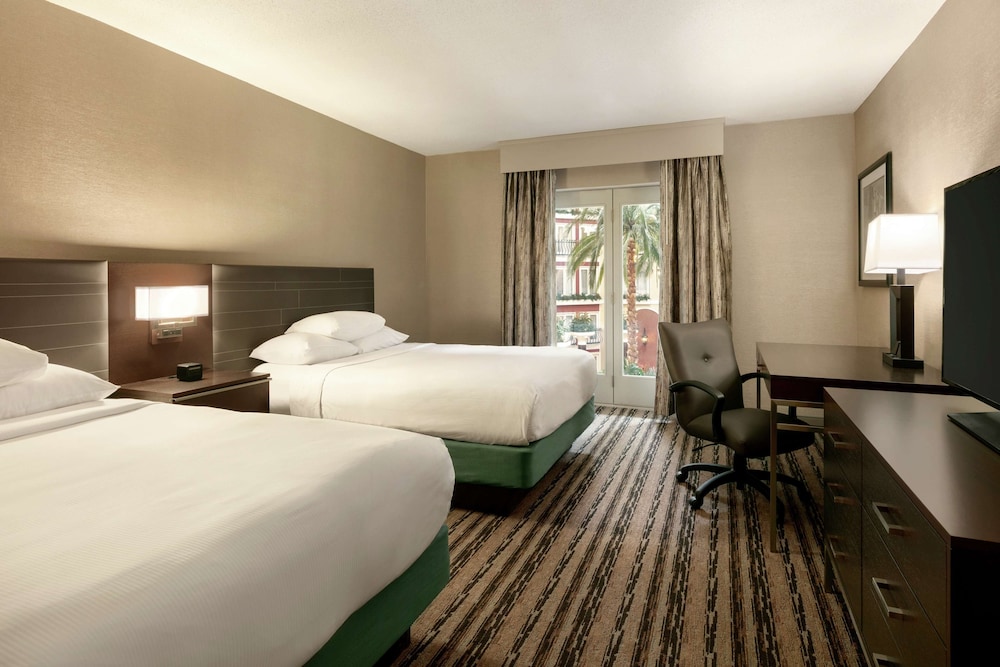 DoubleTree Resort by Hilton Lancaster - photo 17
