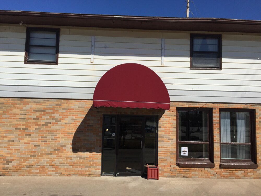 Daniels Motel - photo 21
