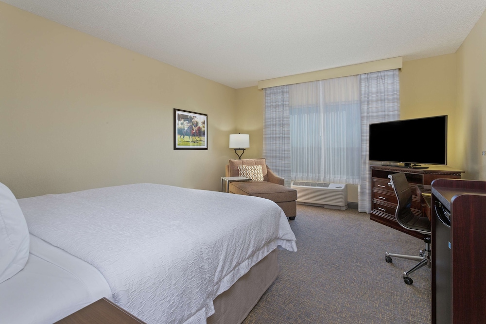 Hampton Inn & Suites Wellington - photo 19
