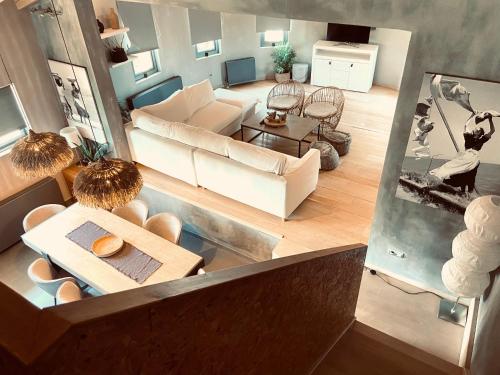 Le Blanc in Unknown City, Greece