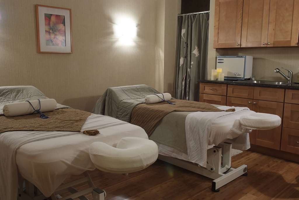 Viana Hotel and Spa Trademark Collection by Wyndham - photo 56