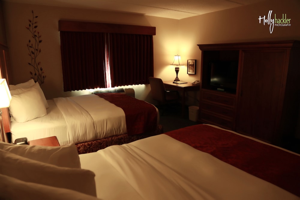 AmericInn by Wyndham McAlester - photo 17