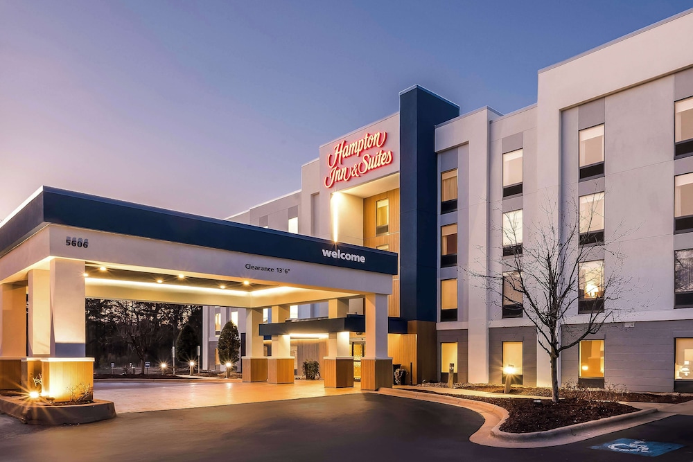 Hampton Inn & Suites Wilson I 95 - carbon neutral hotel in Wilson