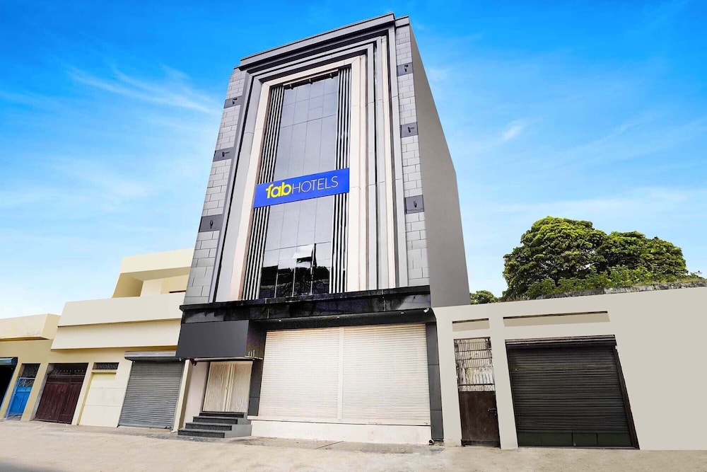 Fabhotel Sanviraaj in Kanpur, India